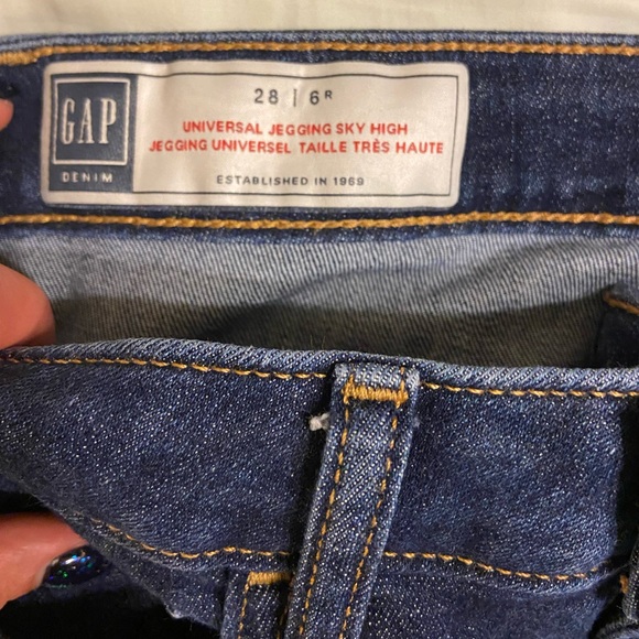 Gap Size 28 High Rise Jeans - Picture 5 of 6